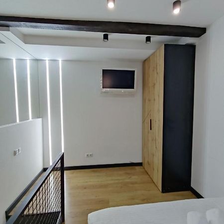 Kotlyarska Apartments إلفيف المظهر الخارجي الصورة