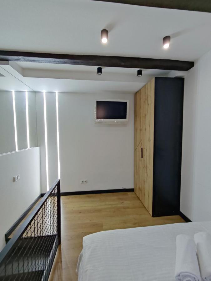 Kotlyarska Apartments إلفيف المظهر الخارجي الصورة